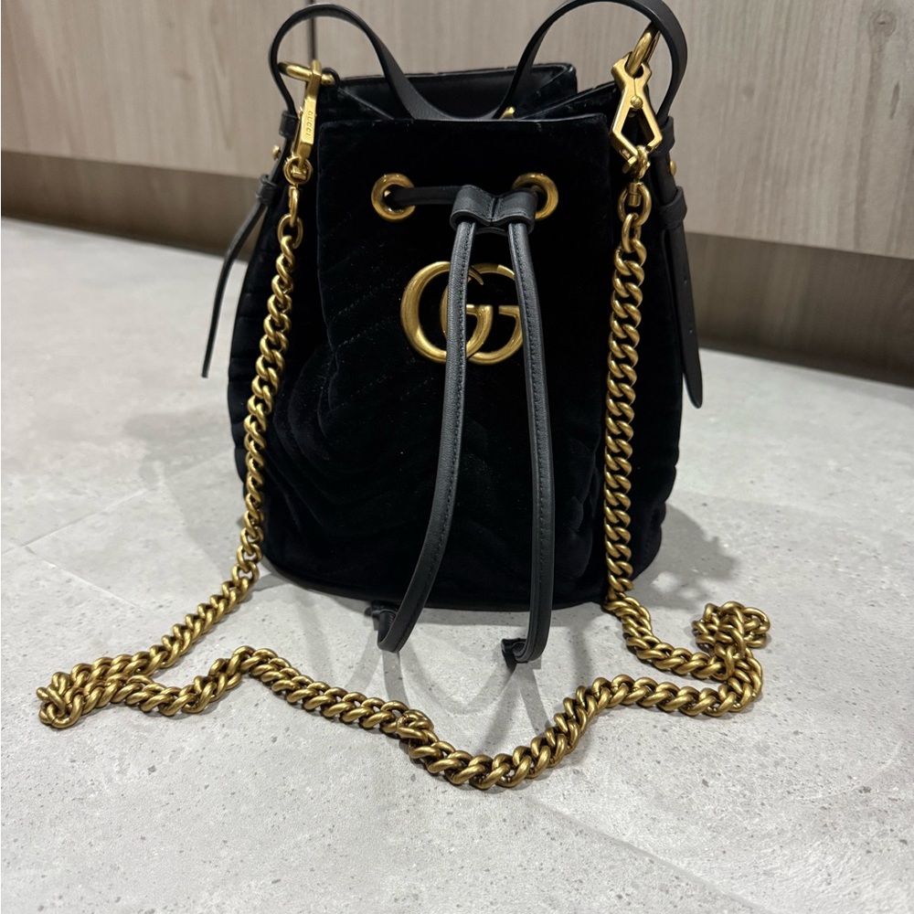 Authentic Velvet Matelasse GG Marmont Bucket Bag Black